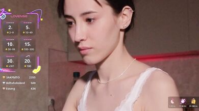 AlinaWey - Porn Video [Bongacams]: short hot video, enchanting porn slut, lovely derriere