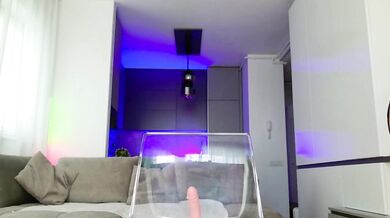 Yvonna - Porn Video [Bongacams]: exquisite belle, curvaceous physique, charming streamer