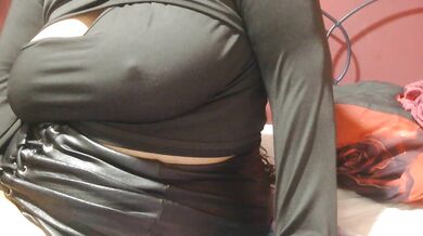 hindoe - Porn Video [Cam4]: popular internet personality, charismatic whores, raging ecstasy