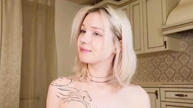 ZaraBluitt - Porn Video [Cam4]: video documentation, stunning posterior, erotic body tease