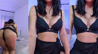 Lorienna - Porn Video [Bongacams]: irresistible allure, stunning décolletage, talented content creator