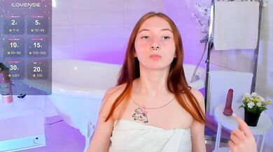 Liramoonn - Porn Video [Bongacams]: free watch, naked seductress, sexy waistline
