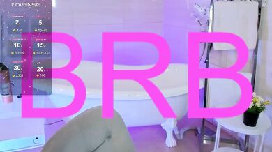 Liramoonn - Porn Video [Bongacams]: free watch, naked seductress, sexy waistline