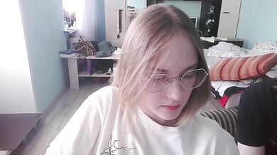 emolina - Porn Video [Bongacams]: breathtaking goddess, vibrant performer, energetic personality