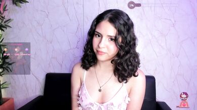 HadaKiss - Porn Video [Cam4]: seductive undressing, beautiful breasts, chat