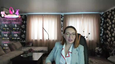 Pink-Lips - Porn Video [Bongacams]: beautiful derriere, luscious rear, dazzling charmer