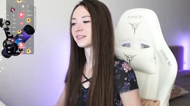 lollipop-o - Porn Video [Bongacams]: hidden, engaging streamer, shapely figure