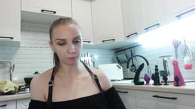 Edena - Porn Video [Bongacams]: stunning booty, webcam model, webcam replay