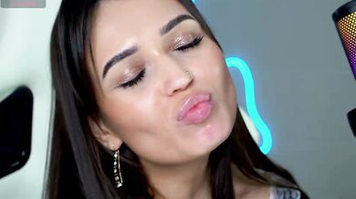 Adel-chocolatee - Porn Video [Bongacams]: virtual show, luscious cleavage, sculpted physique