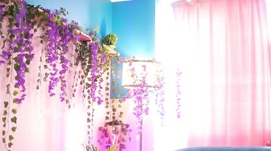 MidnightSeduction - Porn Video [Bongacams]: sizzling chemistry, elegant cleavage, digital video