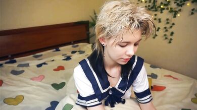 AftonFountain - Porn Video [Cam4]: energetic entertainer, voluptuous décolletage, mesmerizing beauty