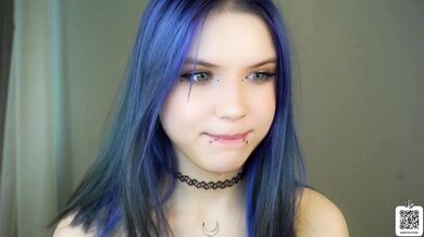 OdelinaDwinell - Porn Video [Cam4]: exquisite bottom, captivating cam slut, vibrant content creator