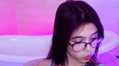 CoralineJones - Porn Video [Bongacams]: energetic entertainer, stunning cleavage, enthusiastic streamer