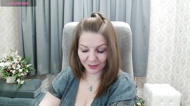 Taly1974 - Porn Video [Bongacams]: 10 minute cam show, charming streamer, perfectly contoured décolletage