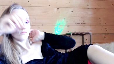 Sccarlets - Porn Video [Bongacams]: trembling sensations, radiant bosom, enchanting physique