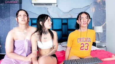 Tripl3love - Porn Video [Cam4]: handjob, seductive pleasure, gorgeous assets