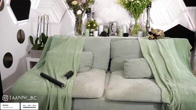 Taanni - Porn Video [Bongacams]: ravishing beauty, vibrant host, domi