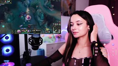 JuicyAngel - Porn Video [Bongacams]: sensational enchantment, video documentation, talented streamer