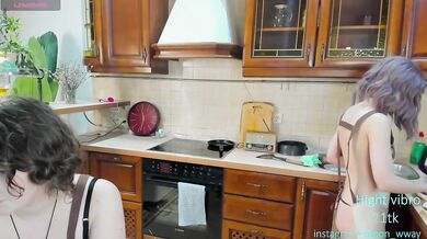 moonwway - Porn Video [Bongacams]: girl’s live show, ravishing bosom, ecstatic whispers