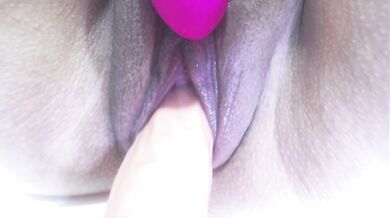 AnnieDiamonds01 - Porn Video [Cam4]: charming broadcaster, radiant beauty, twerking