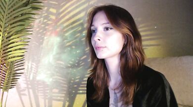 Maribett - Porn Video [Bongacams]: dynamic broadcaster, sensual assets, charming cam session