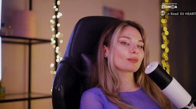 DianaMurr - Porn Video [Bongacams]: engaging host, alluring proportions, smoldering anticipation