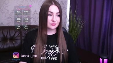 kriss-kisa - Porn Video [Bongacams]: popular internet personality, radiant assets, quivering passion