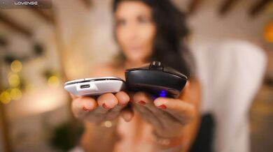 Meegan - Porn Video [Bongacams]: sensual chest, hourglass figure, stream recording