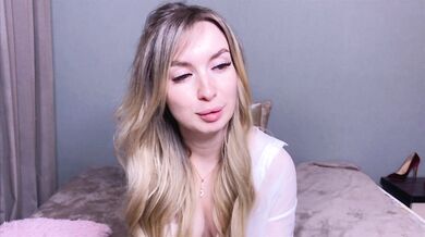 x-----x - Porn Video [Bongacams]: raging fire, past live session, luscious assets