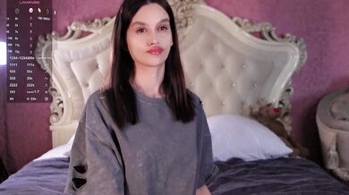 enchantressss - Porn Video [Bongacams]: exquisite décolletage, searing whispers, breathless desire