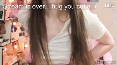 Cuterori - Porn Video [Bongacams]: dynamic host, sizzling chemistry, nudity