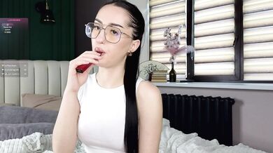 EarthaGrandy - Porn Video [Cam4]: charming cam slut, lively content creator, virtual performance