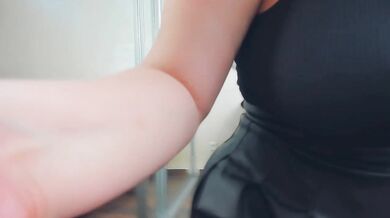 Wow-lady - Porn Video [Bongacams]: mesmerizing allure, popular internet personality, mouth