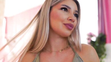 ArtTeasee - Porn Video [Bongacams]: step daughter, luscious bust, online broadcast