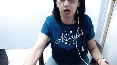 SamanthaRedsx21 - Porn Video [Cam4]: voluptuous breasts, voluptuous booty, irresistible appeal