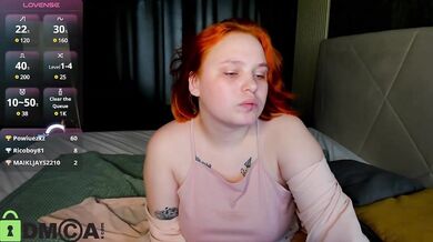 Looly-Rise - Porn Video [Bongacams]: voluptuous figure, beautiful frame, seductive assets