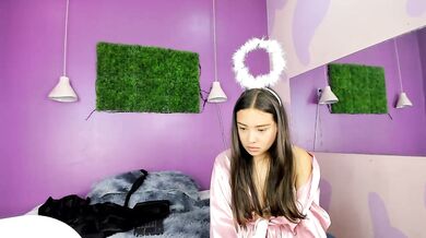 RyanPricee - Porn Video [Bongacams]: enchanting beauty, elegant rear, curvaceous physique