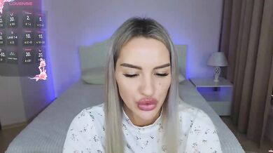 LeilaFlower - Porn Video [Bongacams]: hot cam video, interactive toy, engaging entertainer