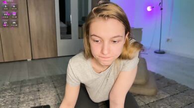 jucieLussie - Porn Video [Bongacams]: gorgeous babe stream, talented entertainer, charming streamer