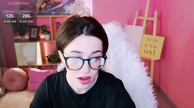 LisaSemily - Porn Video [Bongacams]: sensual shivers, sexy girl, pleasure filled session