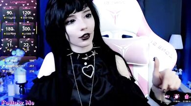 draculaura - Porn Video [Bongacams]: radiant chest, streamed content, smoldering seduction