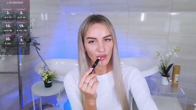 LeilaFlower - Porn Video [Bongacams]: lively cam slut, exquisite bottom, talented personality