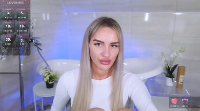 LeilaFlower - Porn Video [Bongacams]: lively cam slut, exquisite bottom, talented personality