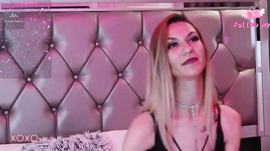 MayaHale - Porn Video [Bongacams]: streamed content, closeup, ferocious arousal