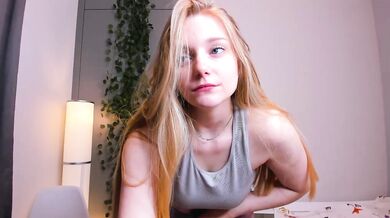 ElgaGarman - Porn Video [Cam4]: raging fire, elegant rear, alluring backside