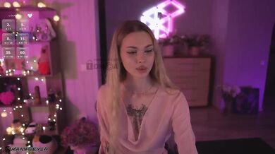 ManiFreyja - Porn Video [Bongacams]: enviable assets, wild babe, euphoric release