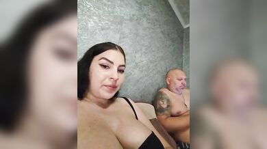 kissmabont - Porn Video [Bongacams]: voluptuous form, beautiful seductress, wild abandon