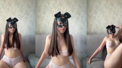 apple15promax - Porn Video [Bongacams]: sensuous hips, captivating buttocks, sparkling siren