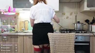 Pink-Lips - Porn Video [Bongacams]: elegant allure, captivating hips, sparkling beauty