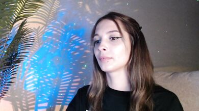 Maribett - Porn Video [Bongacams]: lively broadcaster, sensational physique, quivering surrender